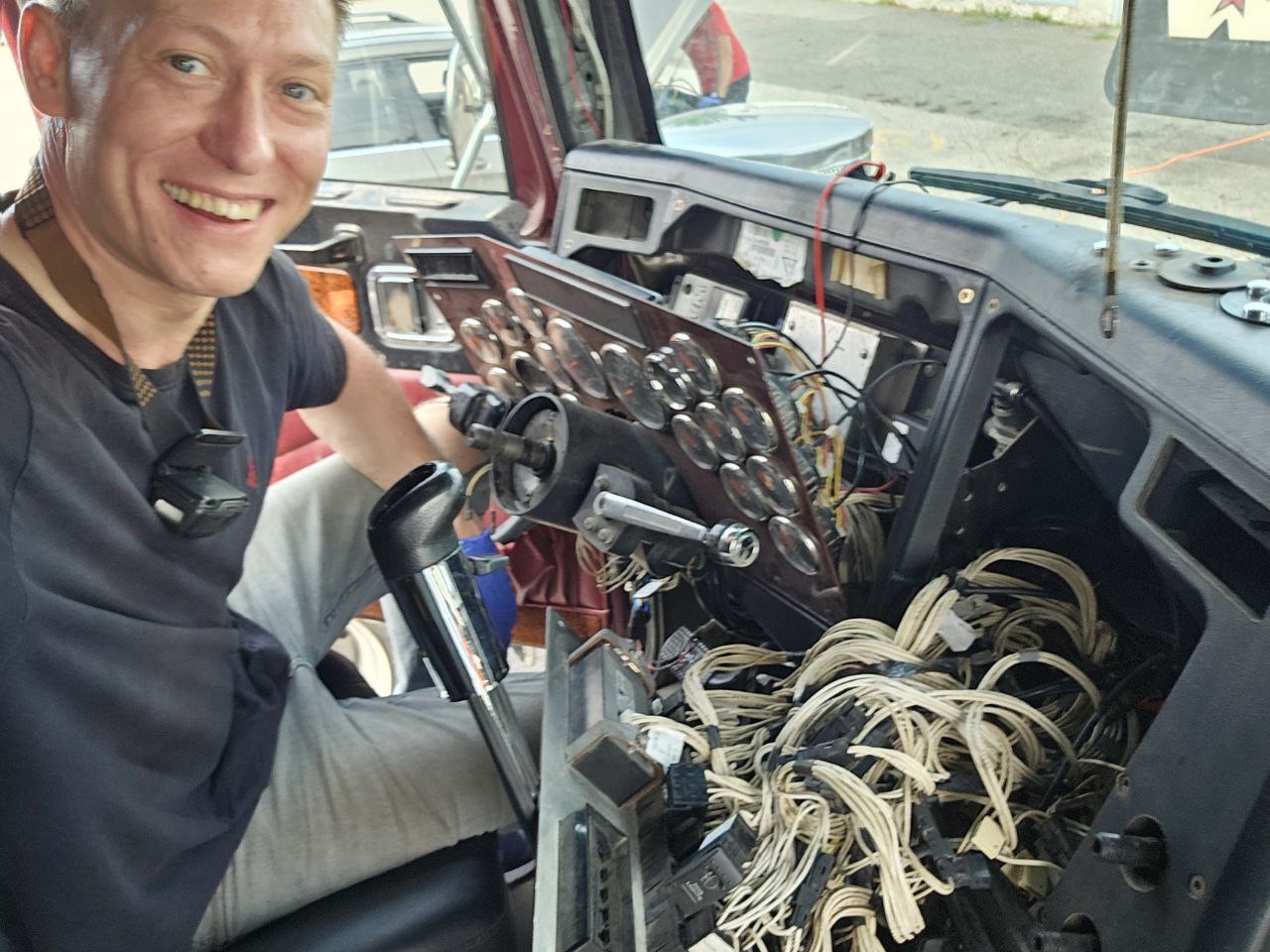 Western Star 4900 Fan override